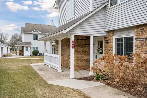 Exterior - 3578 Blue Jay Way #107, Eagan, MN 55123 photo 3 of 6