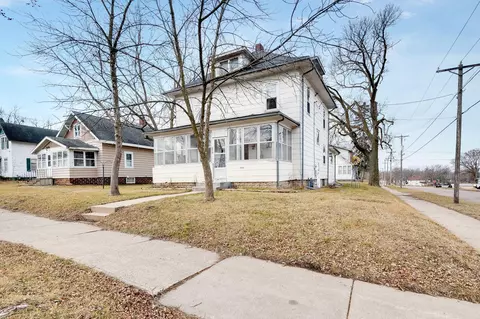 Exterior - 828 3rd Ave NW, Faribault, MN 55021 photo 6 of 6