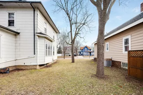 Exterior - 828 3rd Ave NW, Faribault, MN 55021 photo 4 of 6