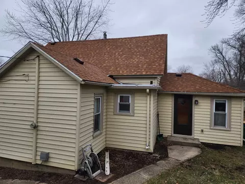 Exterior - 512 Saint Thomas Ave, Albert Lea, MN 56007 photo 8 of 13