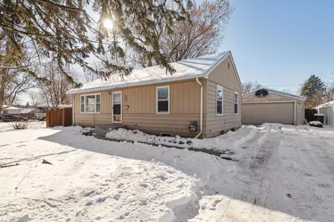 8306 18th Ave S, Bloomington, MN 55425