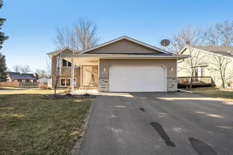 4925 W 145th St, Savage, MN 55378