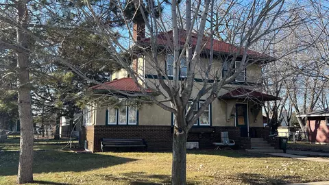 622 Washburne Ave, Paynesville, MN 56362