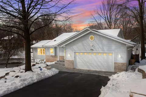 17585 Isleton Ave, Lakeville, MN 55044