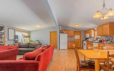 1976 Robin Ln S, Centerville, MN 55038 photo 9