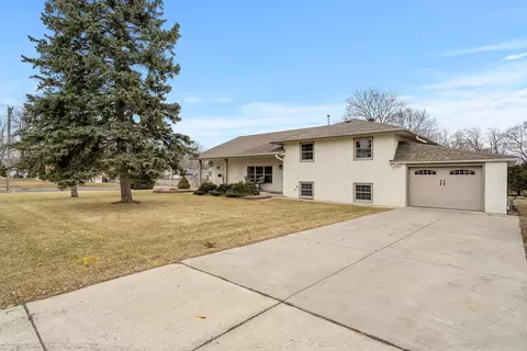 8401 2nd Ave S, Bloomington, MN 55420
