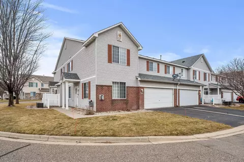 1885 Pintail Ave, Shakopee, MN 55379