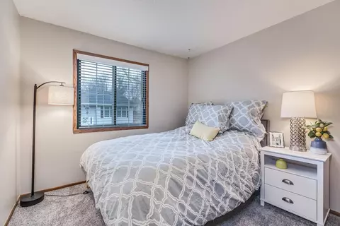 4413 Clover Ln #B, Eagan, MN 55122 photo 14