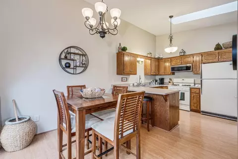 4413 Clover Ln #B, Eagan, MN 55122 photo 5