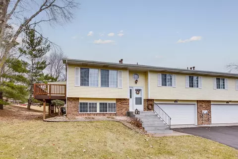 4413 Clover Ln #B, Eagan, MN 55122
