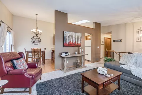 4413 Clover Ln #B, Eagan, MN 55122 photo 4