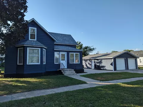 102 Arkansas Ave, Hoffman, MN 56339