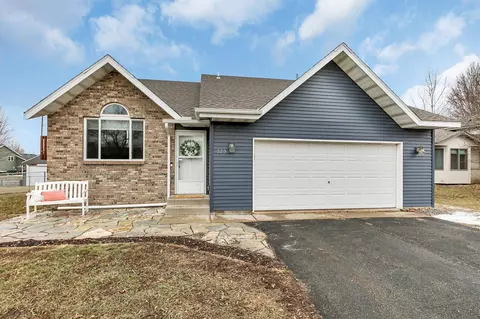 229 Glacier Ave, Sartell, MN 56377
