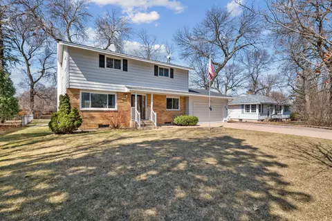 85 West Rd, Circle Pines, MN 55014