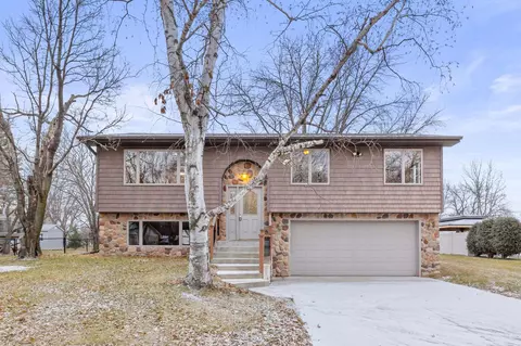 813 S Gilman Ave, Litchfield, MN 55355