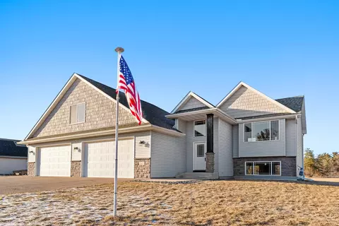 261 Lincoln Dr, East Bethel, MN 55092