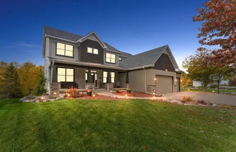 1505 Osprey Ct, Lino Lakes, MN 55038