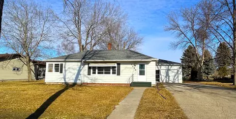 1254 Chestnut St, Dawson, MN 56232