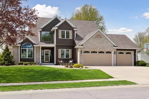 14191 Footbridge Way, Apple Valley, MN 55124