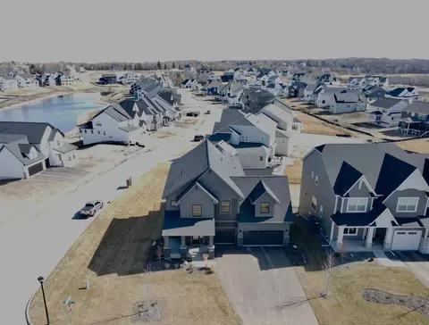 4690 Garland Ln N, Plymouth, MN 55446