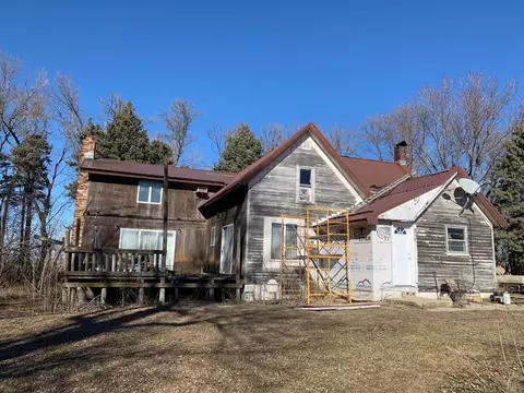 42124 150th St, Blue Earth, MN 56013