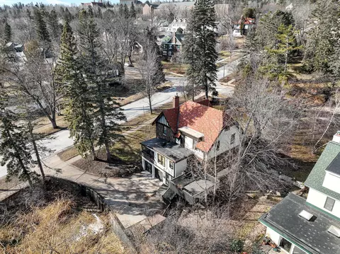 View/Area - 3102 E 1st St, Duluth, MN 55812 photo 1 of 7