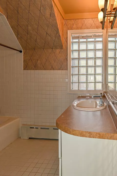 Bath - 3102 E 1st St, Duluth, MN 55812 photo 4 of 4