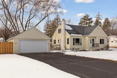 8634 Colfax Ave S, Bloomington, MN 55420