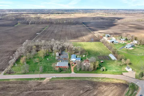 15100 W 250th St, Belle Plaine, MN 56011