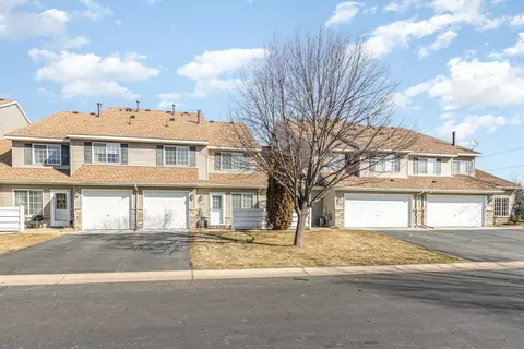 8291 Delaney Dr, Inver Grove Heights, MN 55076