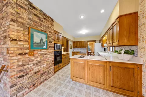 526 Tatepaha Blvd, Faribault, MN 55021 photo 11