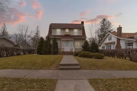 526 Tatepaha Blvd, Faribault, MN 55021