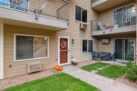 2050 Ridge Dr #11, Saint Louis Park, MN 55416