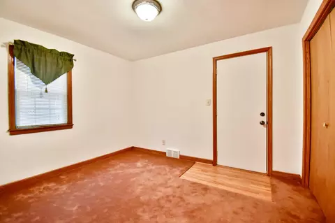 Bedroom - 928 Riverside Dr SE, Saint Cloud, MN 56304 photo 6 of 6