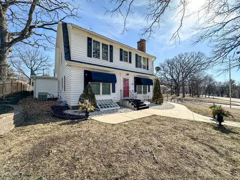 Exterior - 928 Riverside Dr SE, Saint Cloud, MN 56304 photo 7 of 9
