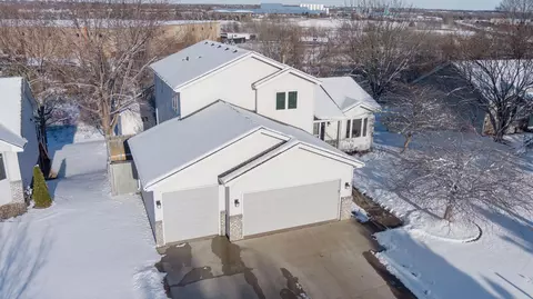 9477 Harkness Ave S, Cottage Grove, MN 55016