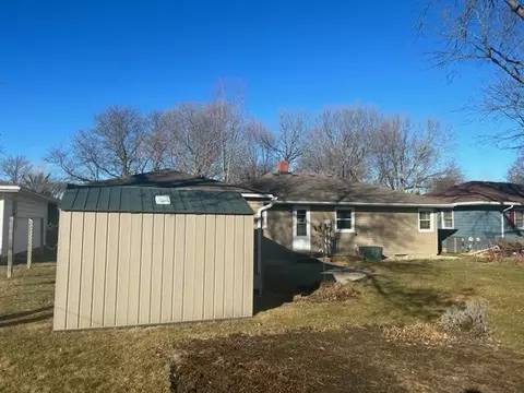 Exterior - 803 Brian St, Marshall, MN 56258 photo 6 of 11