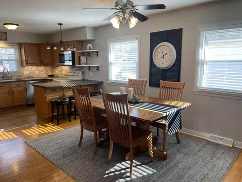 Dining - 803 Brian St, Marshall, MN 56258 photo 2 of 6