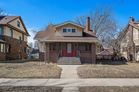 133 Exeter Pl, Saint Paul, MN 55104