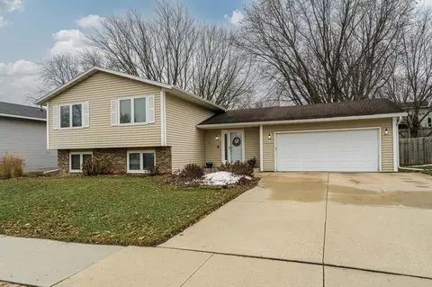 2518 59th St NW, Rochester, MN 55901
