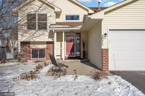 2077 121st Ln NW, Coon Rapids, MN 55448