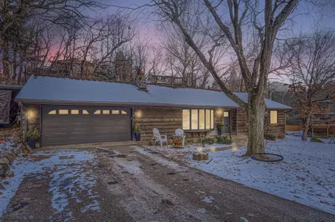 8717 Utah Ave S, Bloomington, MN 55438