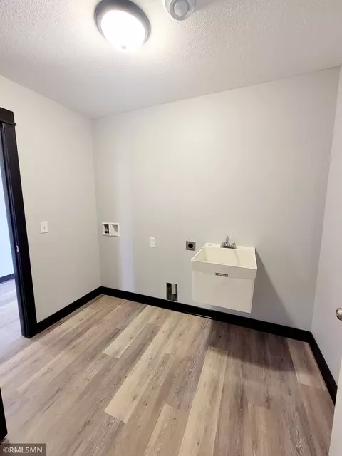 1007 Cook St, Saint Peter, MN 56082 photo 13