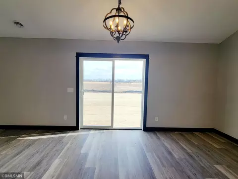 1007 Cook St, Saint Peter, MN 56082 photo 8