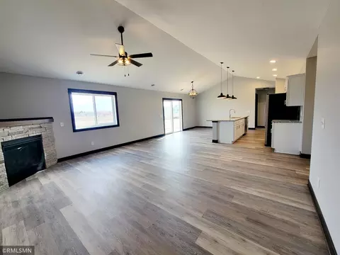 1007 Cook St, Saint Peter, MN 56082 photo 11