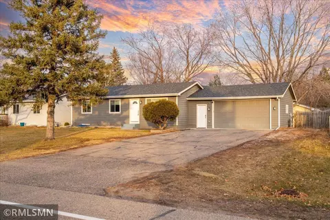 271 Cleveland Ave SE, New Brighton, MN 55112