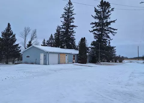 17161 390th St NW, Strandquist, MN 56758