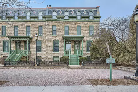 14 Grove St #14B, Minneapolis, MN 55401