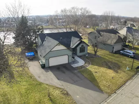 7808 Upper 145th Ct W, Apple Valley, MN 55124