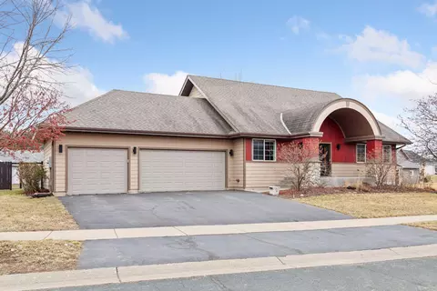 3118 Derby St, River Falls, WI 54022